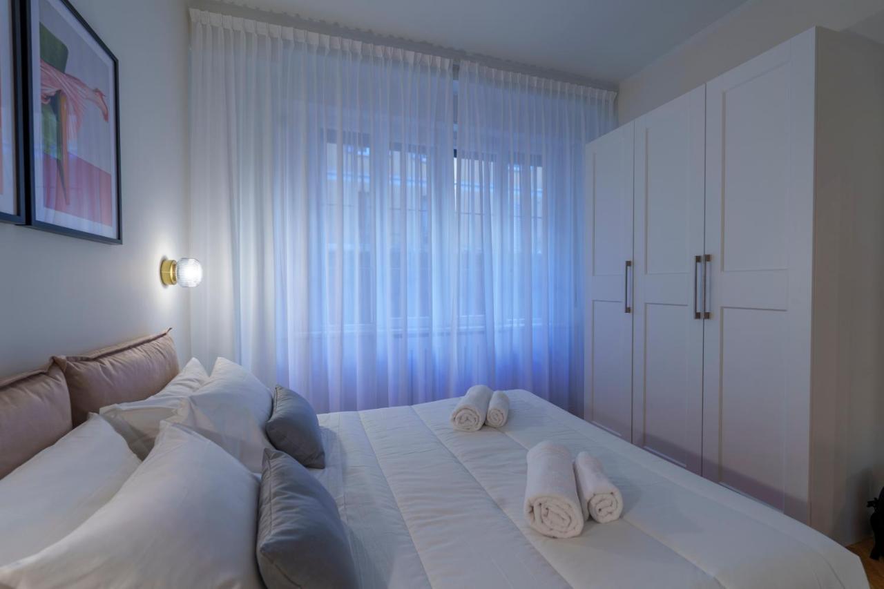 Porta Venezia-Trilocale-Luxury Con Wifi-Neflix Milão Exterior foto