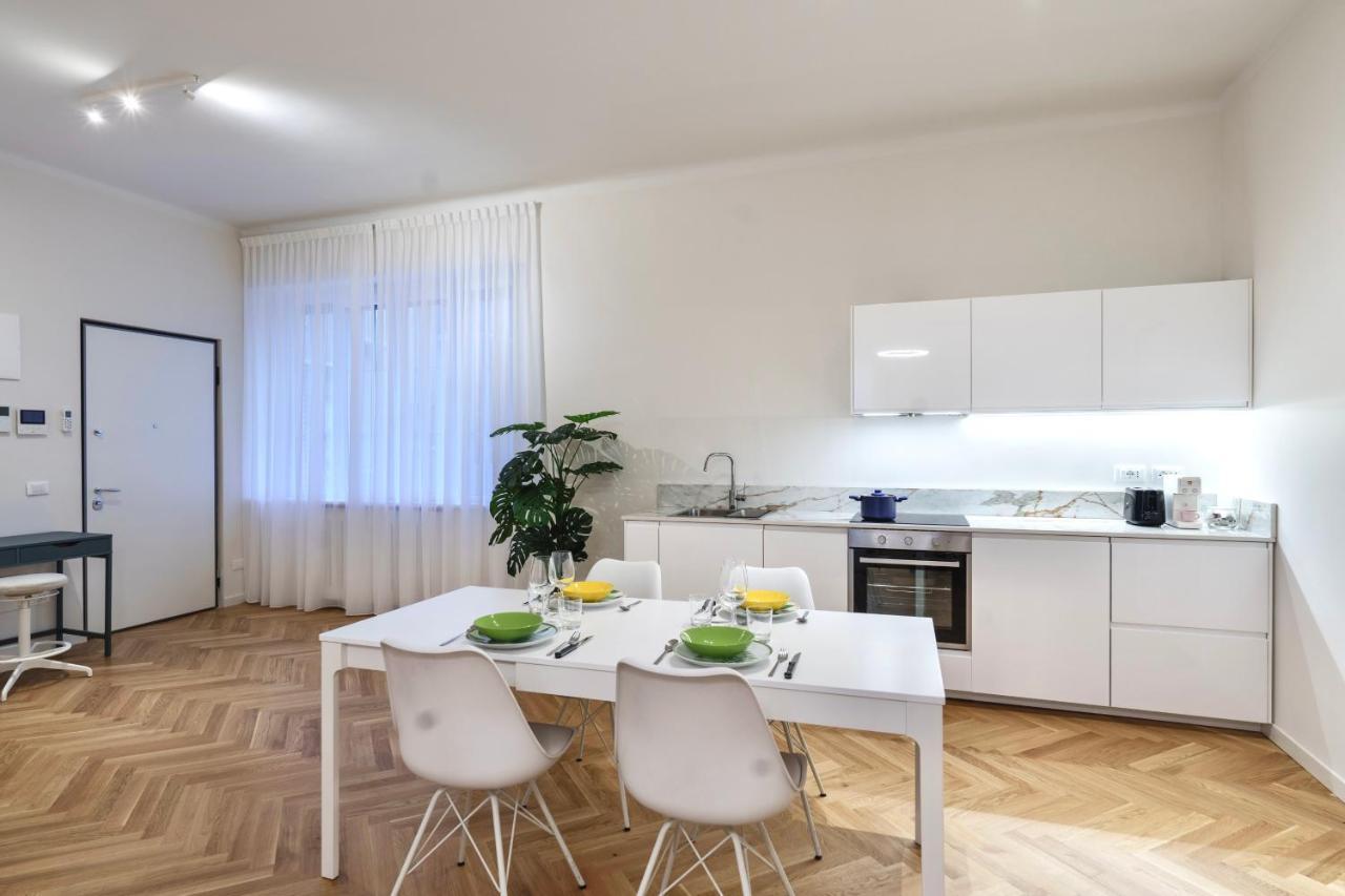 Porta Venezia-Trilocale-Luxury Con Wifi-Neflix Milão Exterior foto